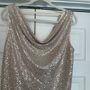 She & Sky Medium Gold Sequin Flowy Party Tank Top Lined